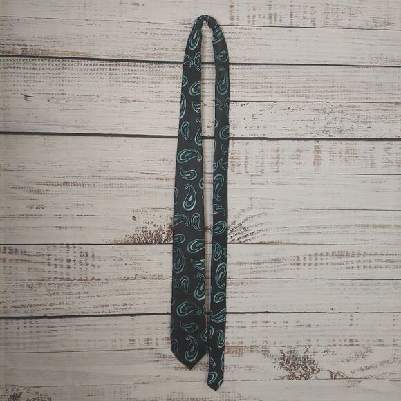 100% Silk Montebello Italia Tie - Picture 2 of 7